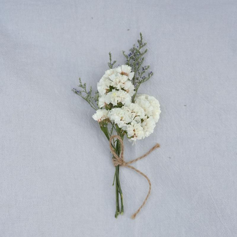 Mini-Bouquet mit natürlichen T – Wedding Supply Rentals Bewertung und Preis